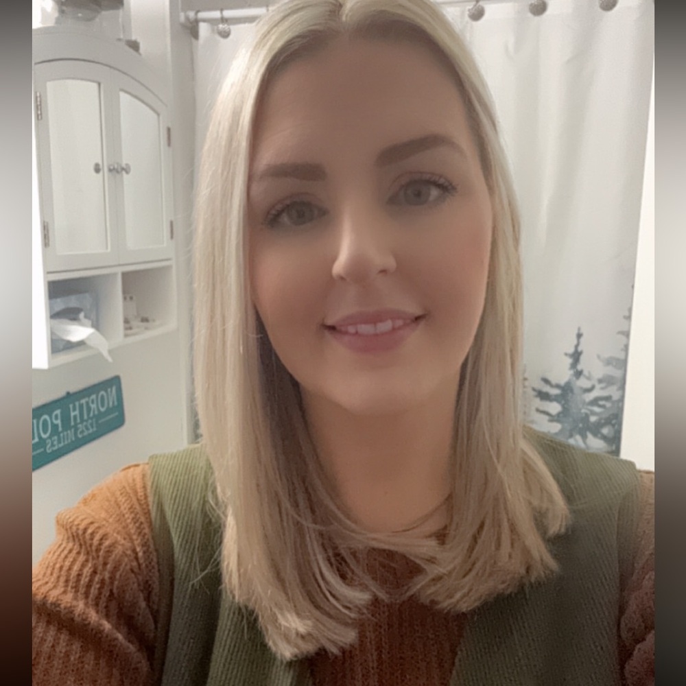 Meet your Posher, Jennifer